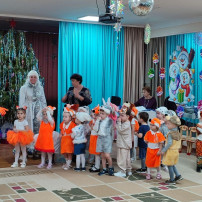 У детей из второй младшей группы № 3 прошёл новогодний утренник. У детей из второй младшей группы № 3 прошёл новогодний утренник.