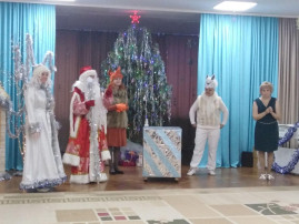 У ребят из средней группы № 1 прошел долгожданный новогодний утренник У ребят из средней группы № 1 прошел долгожданный новогодний утренник.