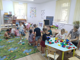 В нашем саду проходит проект "Земля Саратовская- сокровищница талантов" В нашем саду проходит проект "Земля Саратовская- сокровищница талантов".